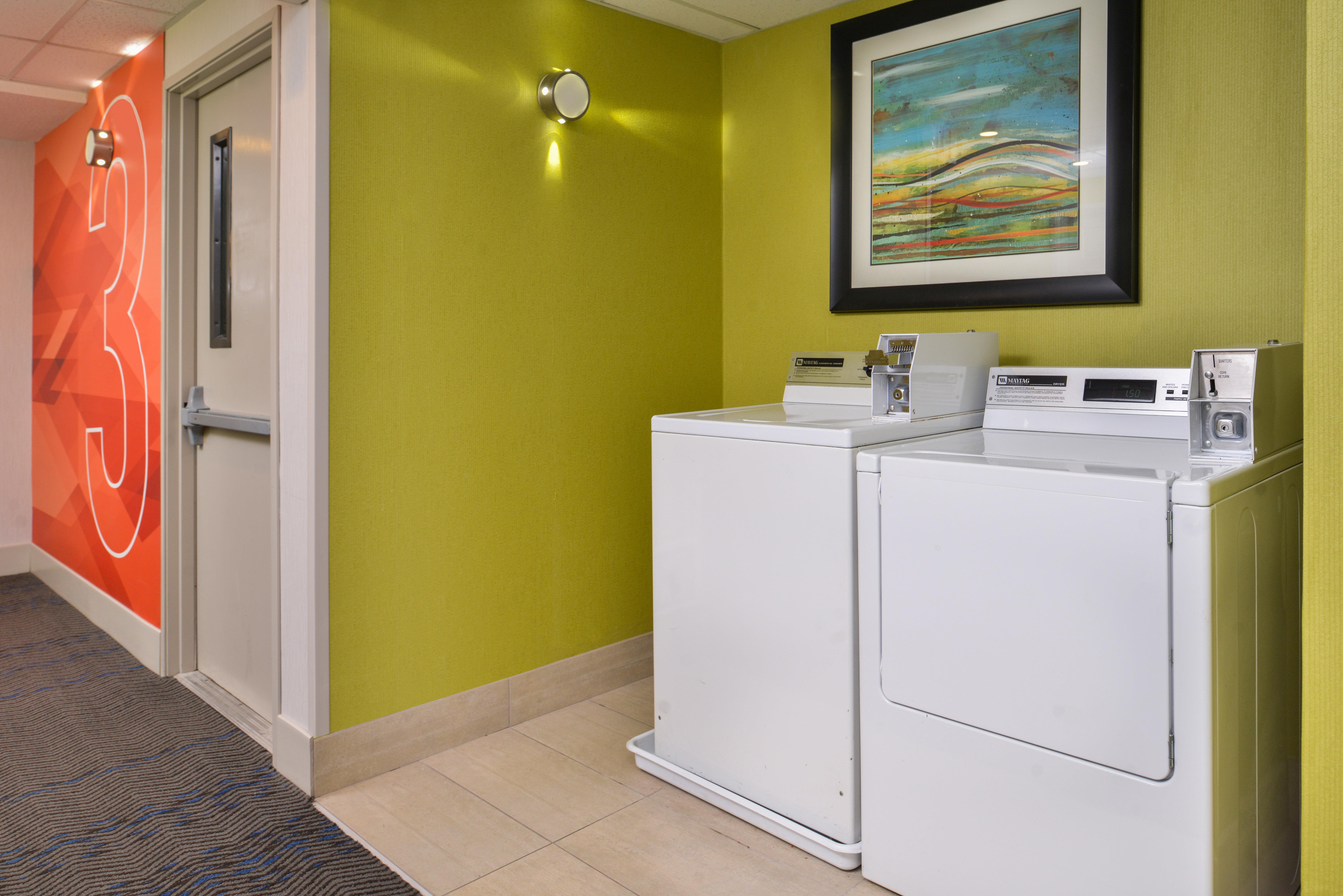 Holiday Inn Express Westley By Ihg Exterior foto